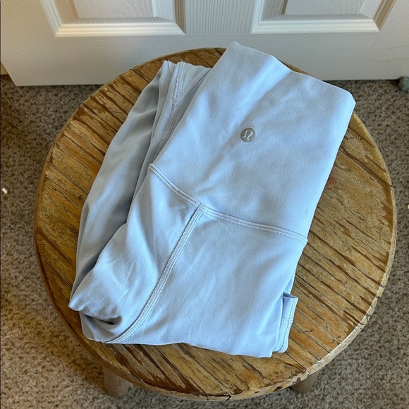 Lululemon Light Blue/ purple  Leggings 10 - Picture 1 of 6